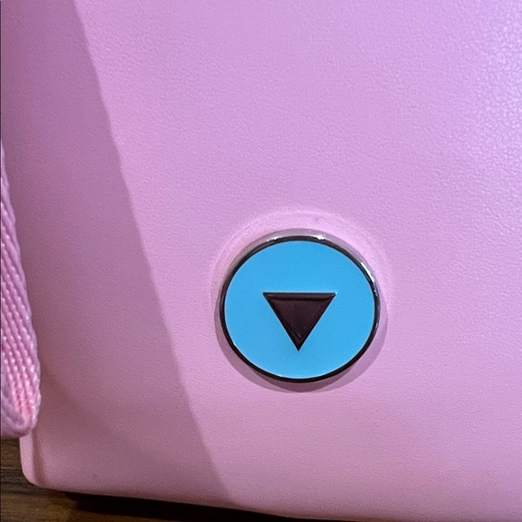 Guess | Clutch/Cosmetic/Travel Bag - Picture 7 of 16